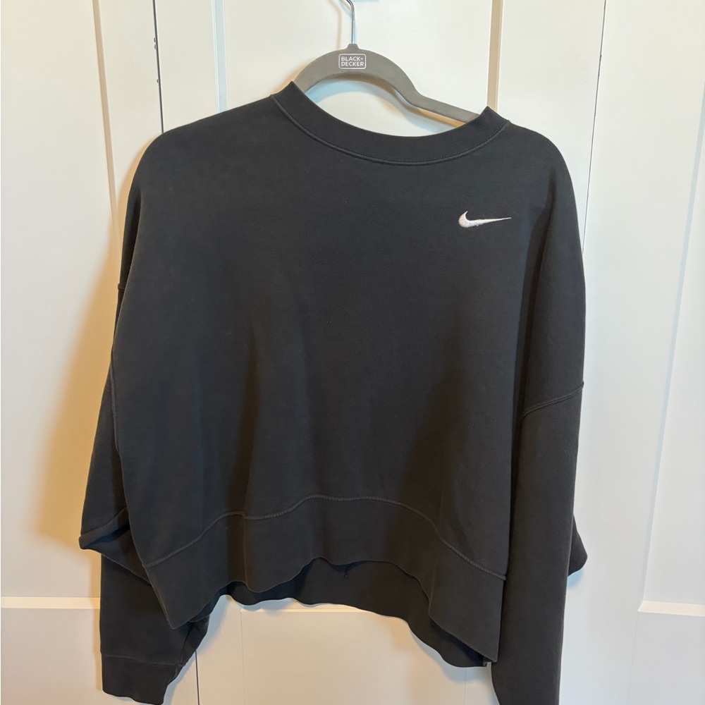 Nike Women's charcoal grey Cropped Hoodie